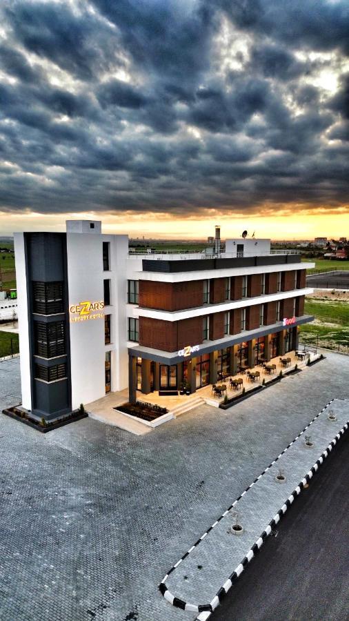 Cezar'S Airport Hotel Nikosia Exterior foto